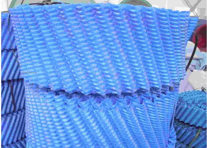 冷卻塔填料廠家生產(chǎn)